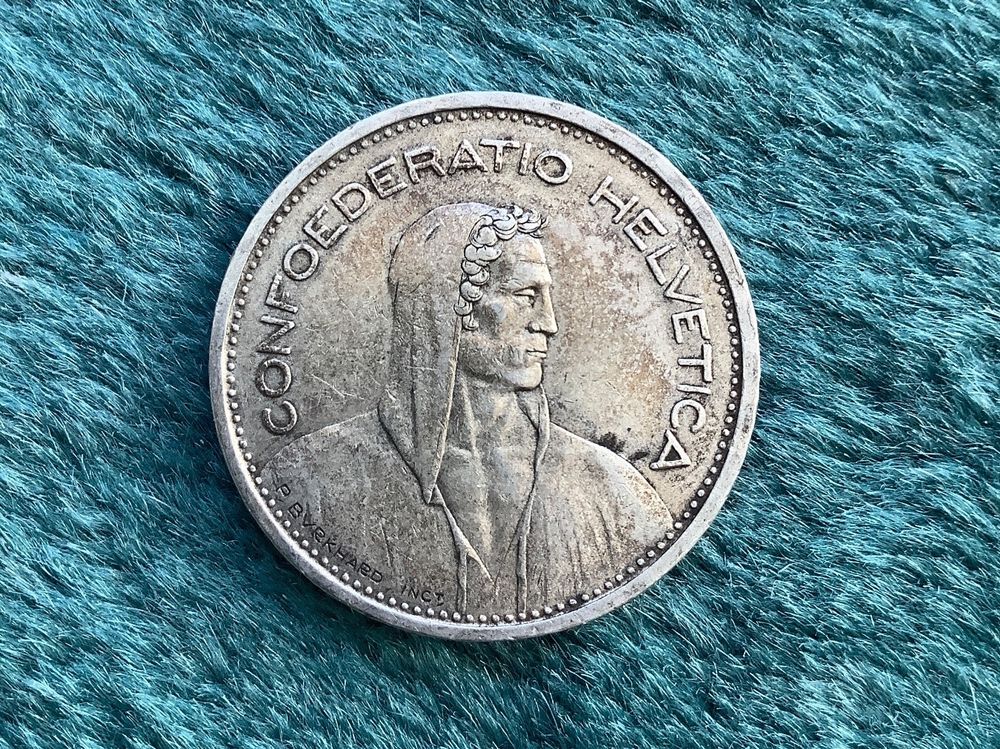 Spike Nägel 9mm Für Leichtathletik - Pyramidenform Stahl (14 Stück)