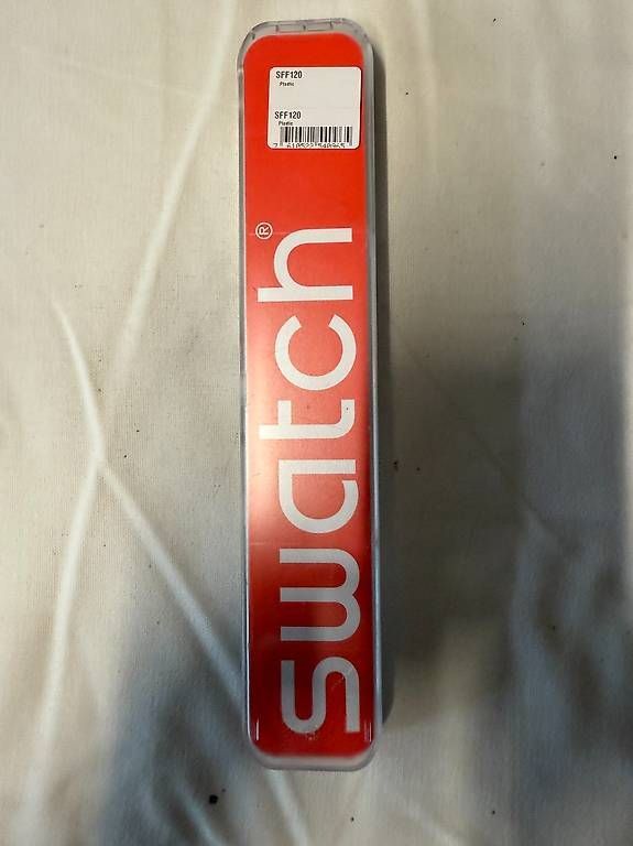 Orologi: Montre Swatch multicolore neuve jamais porté – Usato da St-Aubin FR venduto da agu_2gqz 2