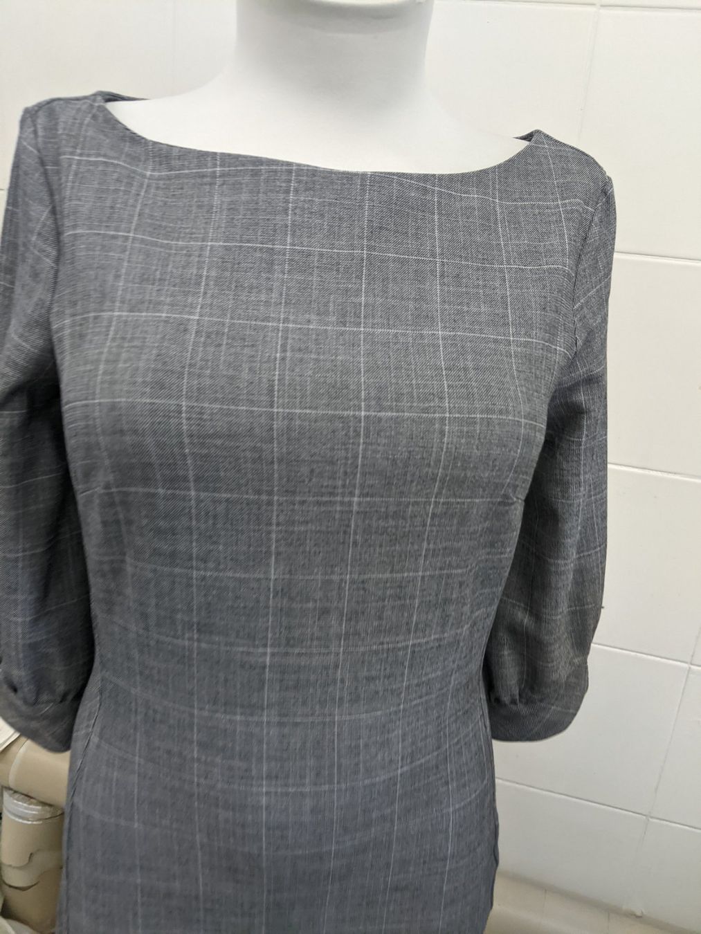 H&M Vestiti: Damen Bürokleid GR 36 – Usato da Langnau am Albis venduto da Judithsebi 1
