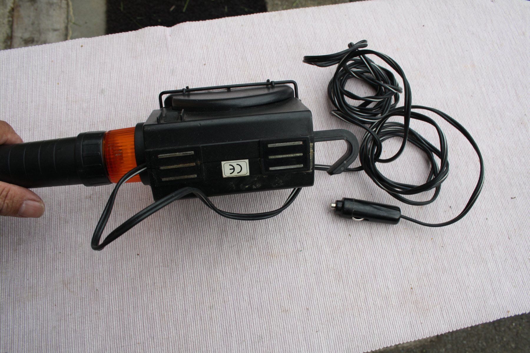 Sonstiges Fahrzeugzubehör: VINTAGE LAMPE 12 VOLT IDEAL FÜR OLDTIMER AUTO USW. – Gebraucht aus Wauwil von Pneuedy 4