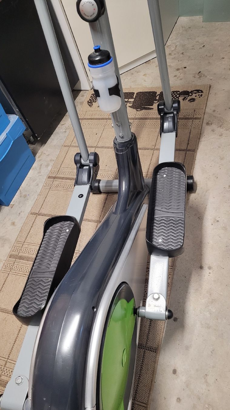Hometrainer: Fitness Geräte  – Nuovo (secondo la descrizione) da langnau am Albis venduto da fer_wt2x 1