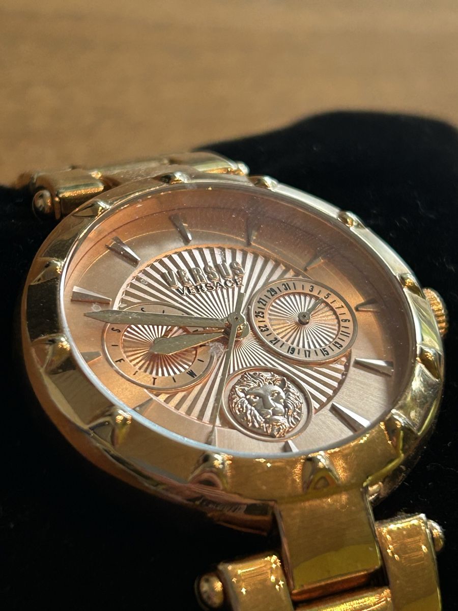 Versace Uhren: Versace Rosé Uhr – Gebraucht aus Münsingen von Beeruth 3