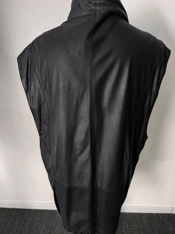 Gilets: Gilet Velour – D'occasion à Rüti ZH par Restwert_Rueti_ZH 4