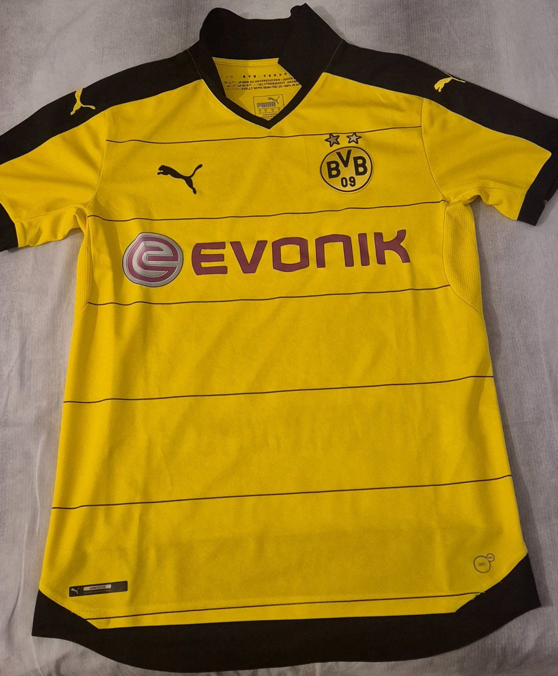 Puma Canottiere & Pantaloni: Maillot BVB 15/16 – Usato da Yverdon-les-Bains venduto da joa_8wss