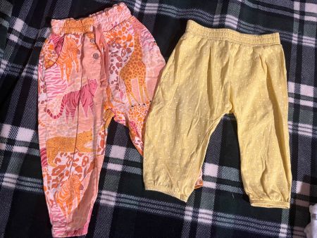 2x leichte Hose, Animalprint, echt cool! Größe 86
