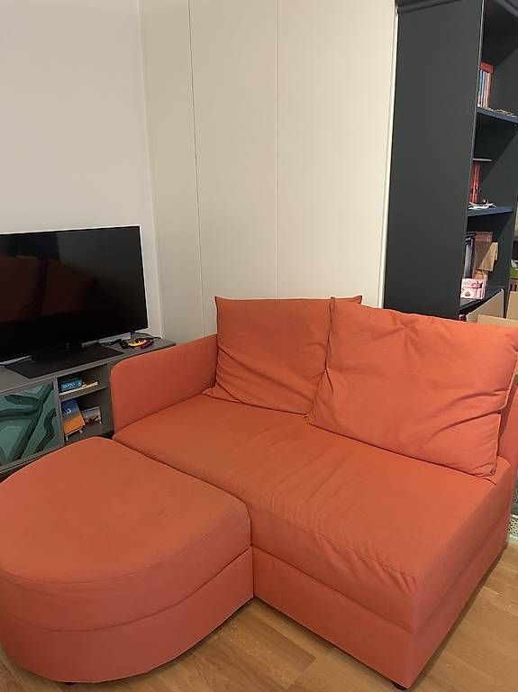Divani: Oranges Bettsofa mit Stauraum – Usato da Kriens venduto da anj_d6rj