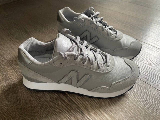 New Balance Damenschuhe: NB New Balance Dame – Neu (gemäss Beschreibung) aus Courroux von mfl_swq9