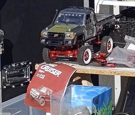 Modellismo RC: RC Crawler Toyota Landcruiser – Usato da Luzern venduto da gowshekan98