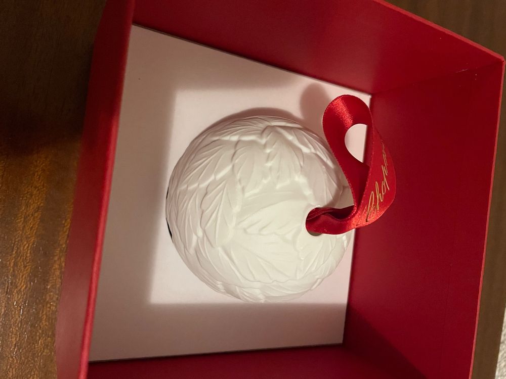Annual Christmas Edition boule édition limitée 2023, 6,5 x 8 cm - Goji