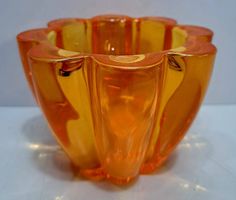Dekorativer Teller, Vase
