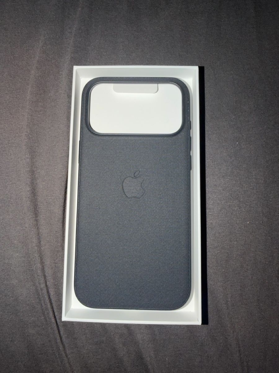 Apple Cover & Protezioni schermo: Apple iPhone 17 Pro max TechWoven case MagSafe – Nuovo (secondo la descrizione) da Fribourg venduto da dum_r7dw