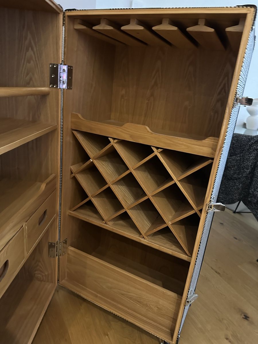 Armadi: Schrank (Alkohol/Bar) – Nuovo (secondo la descrizione) da Adliswil venduto da _danila 2