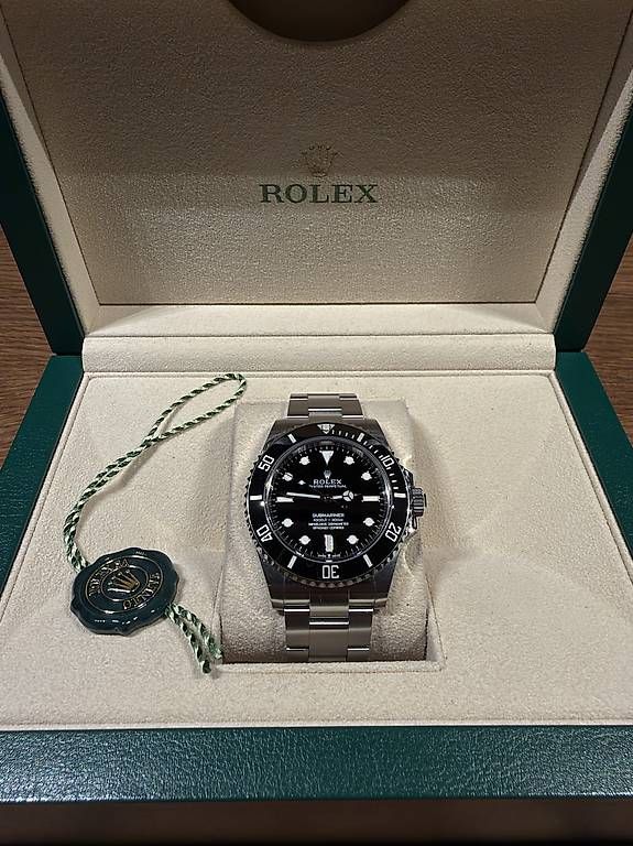 Rolex Uhren: Rolex Submariner, 2023, Ref. 124060 – Gebraucht aus Winterthur von Aristto.B 1