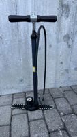 Standluftpumpe mit Manometer schwarz gebraucht