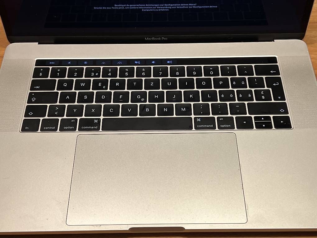 Apple Notebook: MacBook Pro, 15-Inch, Core i7,SSD,  PREISWERT – Nuovo (secondo la descrizione) da Zürich venduto da Ceca52 3