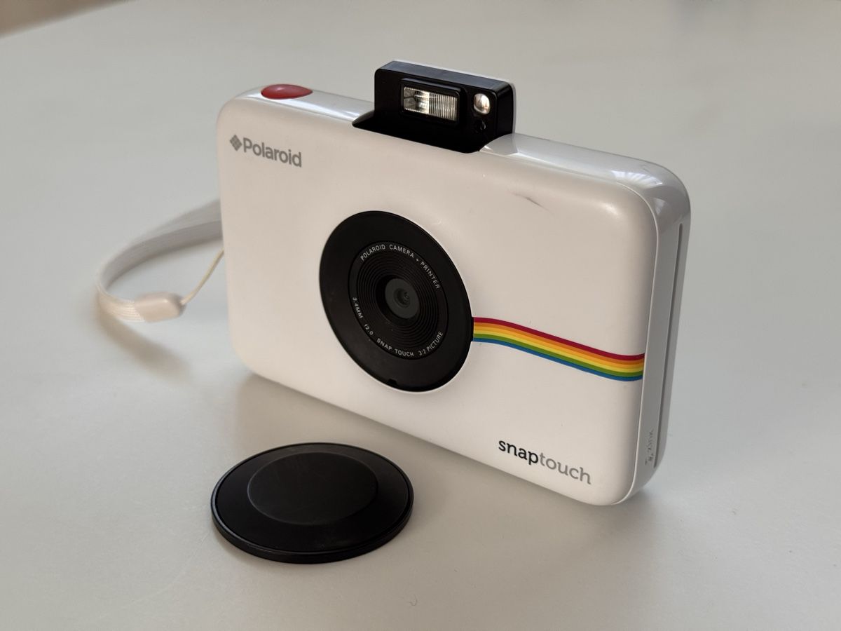 Polaroid Kamera: Polaroid Snap Touch Sofortbildkamera weiss – Gebraucht aus Siebnen von Guesswho