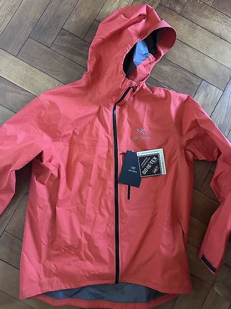 Arcteryx Alpha lightweight Jacke Herren Neu 