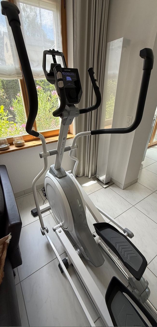 Kettler Hometrainer: Skylon 6 Cross/Ellipsen-Trainer Kettler – Usato da Riehen venduto da garagenverkauf100 4