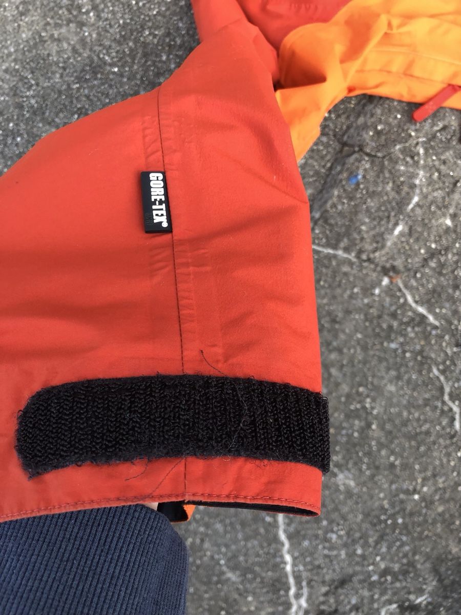 Giacche: Haglöfs Windbreaker – Usato da Fribourg venduto da ann_l9b7 7
