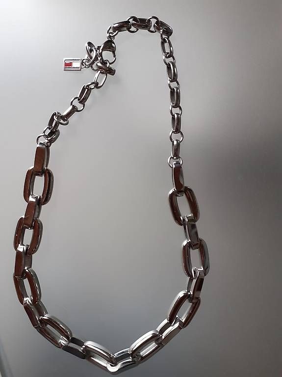 Catenine: Tommy Hilfiger Damenkette – Usato da Brittnau venduto da Gismo2012 1