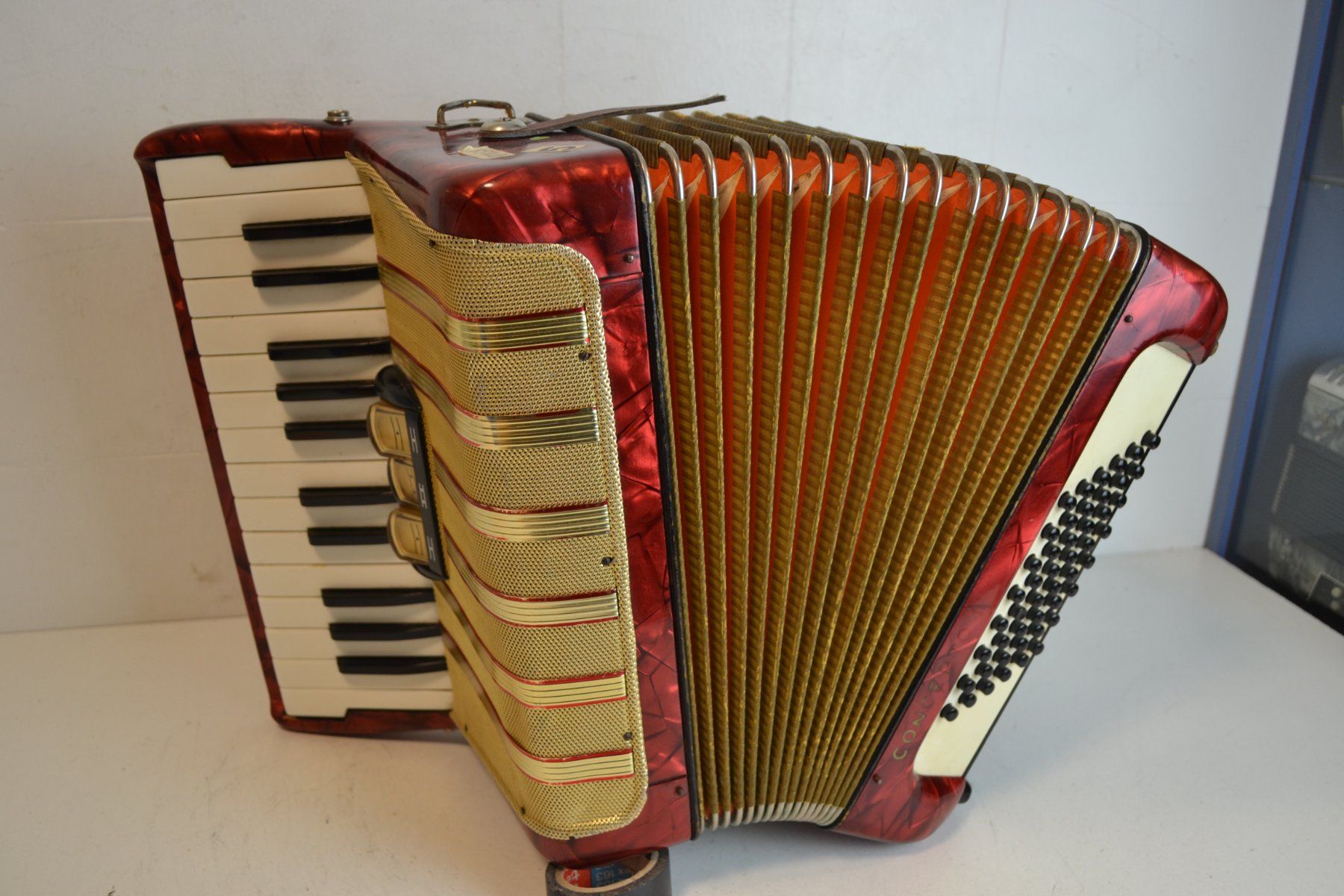 Hohner Strumenti musicali: Akkordeon chromatisch Hohner Concerto I – Usato da Zürich venduto da Brockito 4