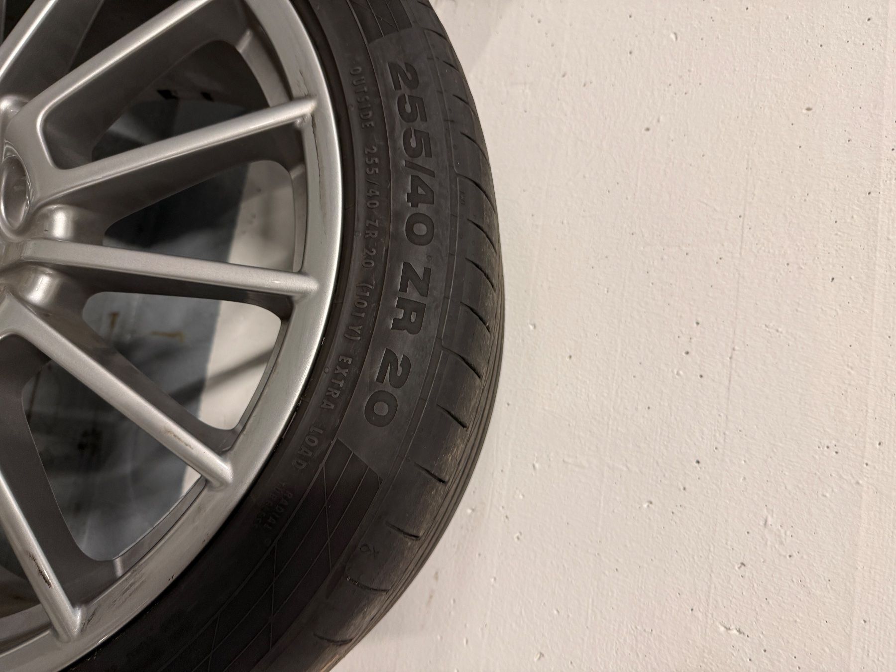 Porsche Pneumatici & Ruote complete: Porsche Panamera Kompletträder Sommer – Usato da Nürensdorf venduto da Jetti50 2
