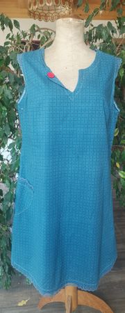 Robe tunique en coton, dentelles et boutons ! Taille L
