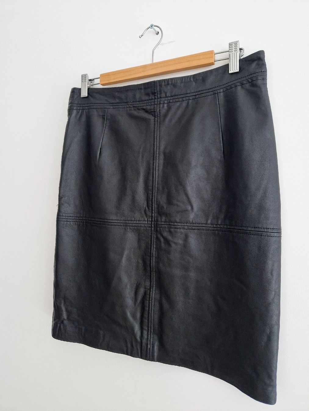 Maddison Gonne: MADDISON Jupe Echtleder 100% Gr. 40 – Nuovo (secondo la descrizione) da Horgen venduto da akkohappyshopping 5