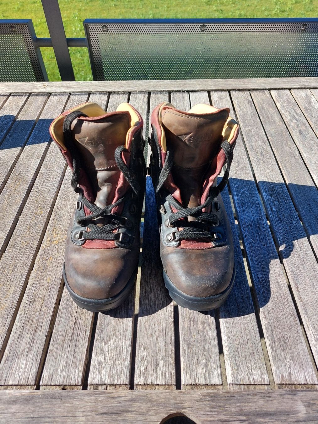 Chaussures femmes: Wanderschuh Damen Grösse 37 – D'occasion à Köniz par CJAH 2