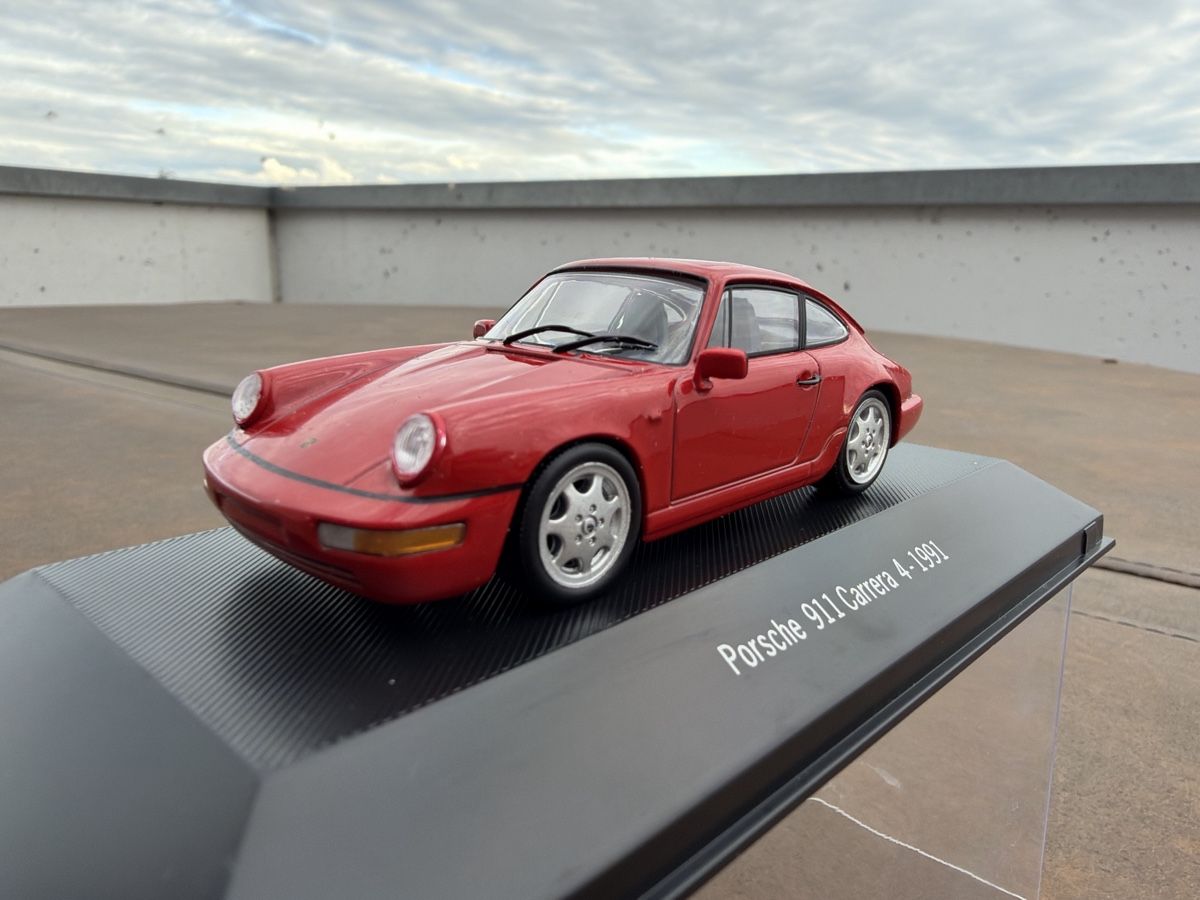 Voitures modèles: Porsche 964 Carrera 4 indischrot - 1/43 – D'occasion à Wolfwil par Rolex1