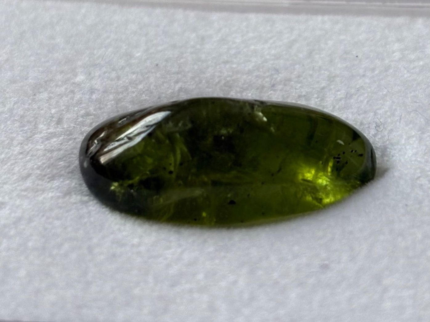 Pietre preziose: Peridot natürlich, 14.3 ct – Usato da Brugg AG venduto da lau_9rvy 4