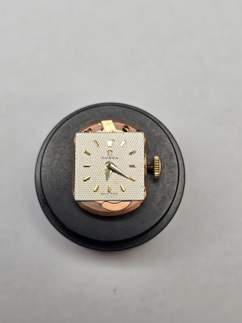 Omega Montres: Mouvement Omega 244 – D'occasion à Tramelan par Nirdan 1