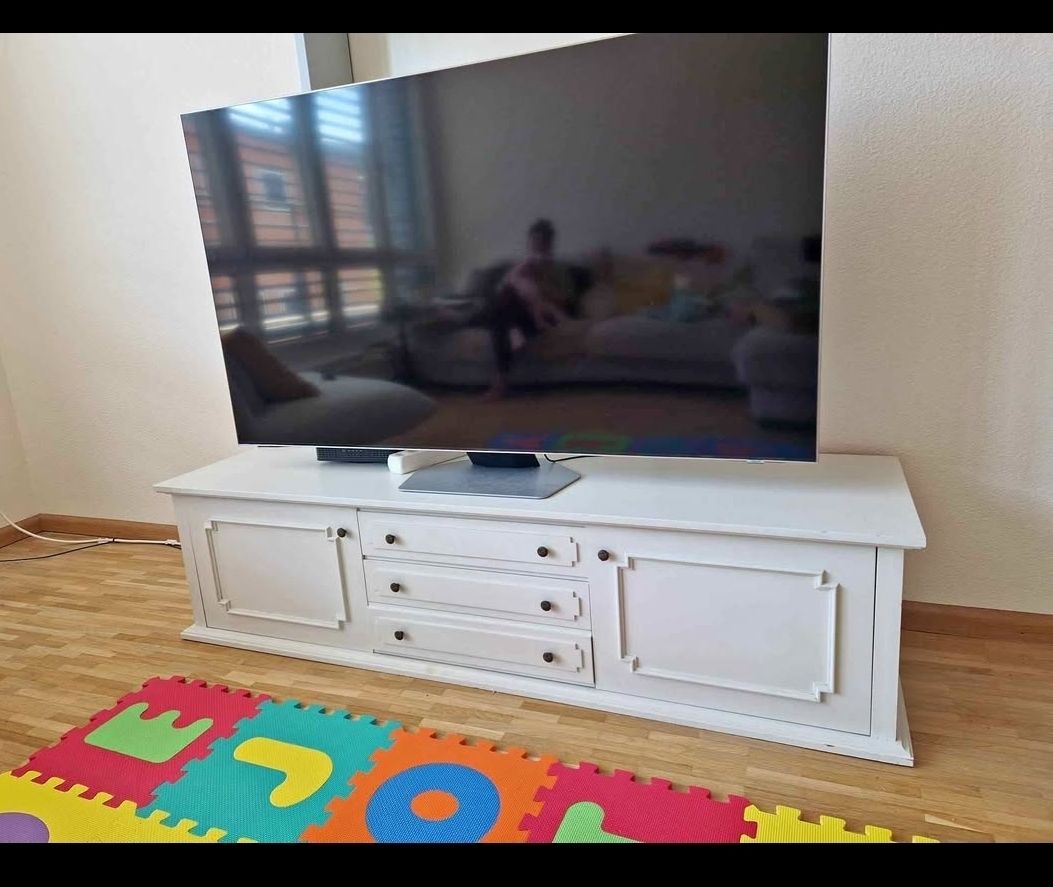 Mobili TV: TV stand cabinet - solid wood – Usato da Basel venduto da vin_xf9k