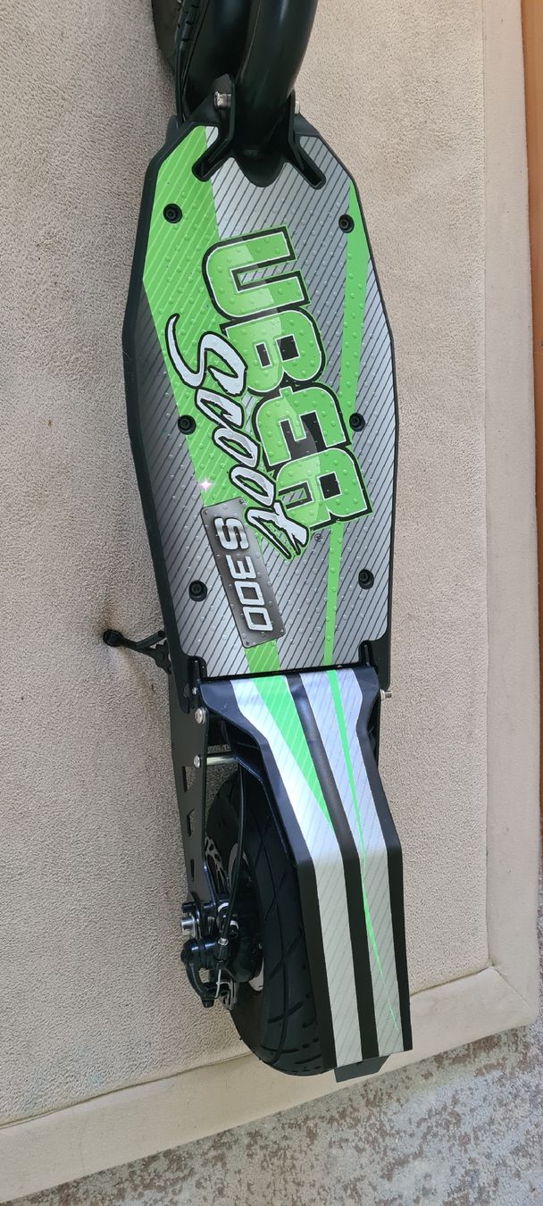 Scooter: E Scooter Uber Scoot S300 – Nuovo (secondo la descrizione) da Tagelswangen venduto da marco_88sh 8