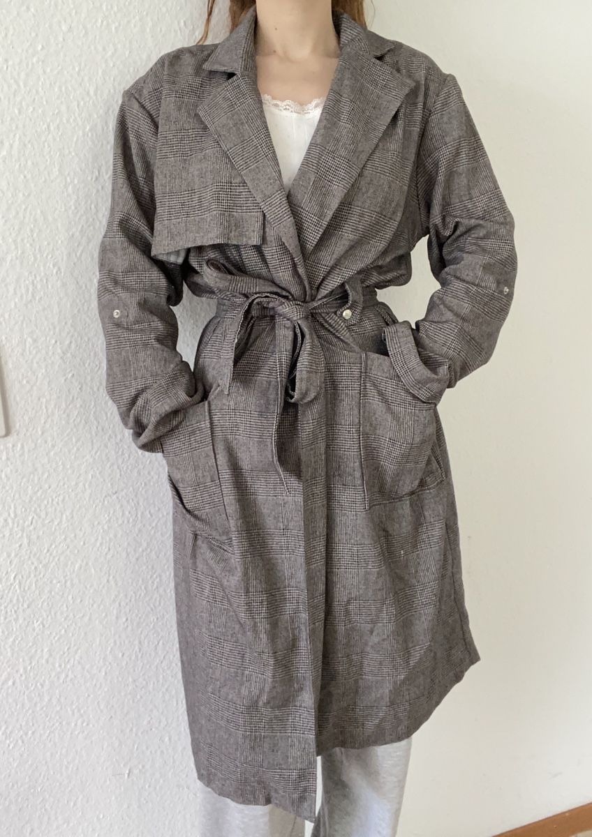 Bershka Cappotti: BERSHKA KARIERTER TRENCHCOAT – Nuovo (secondo la descrizione) da Schlieren venduto da notkrys 1