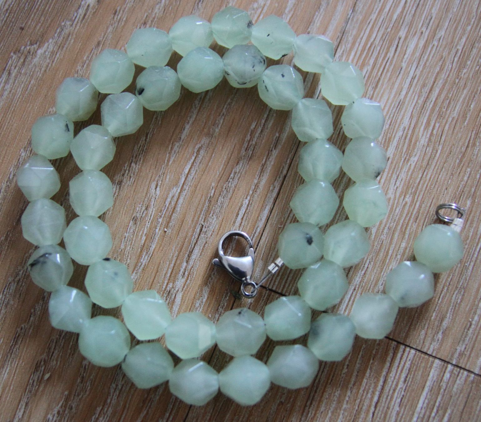 Catenine: NEU: Prehnit Kette Collier mit Edelstahl – Nuovo (secondo la descrizione) da Matten b. Interl venduto da EdelsteineInterlaken 2