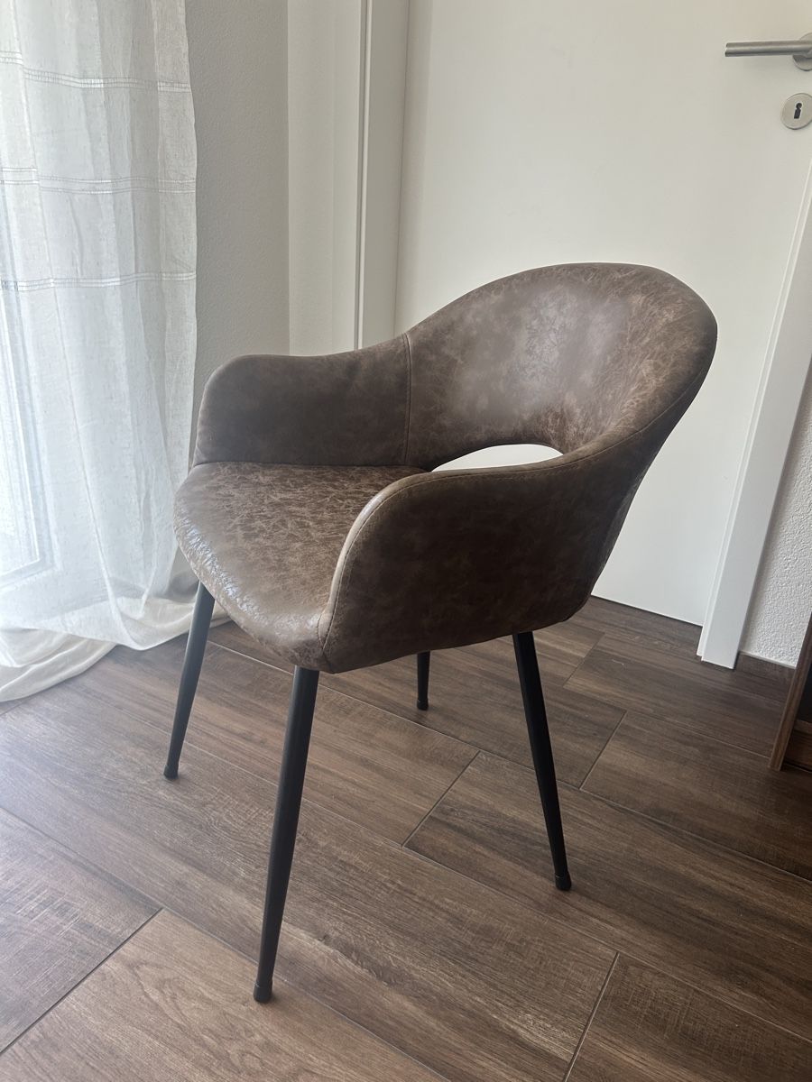 Stühle: 6 Esszimmer stühle – Gebraucht aus Studen SZ von Lkurigee