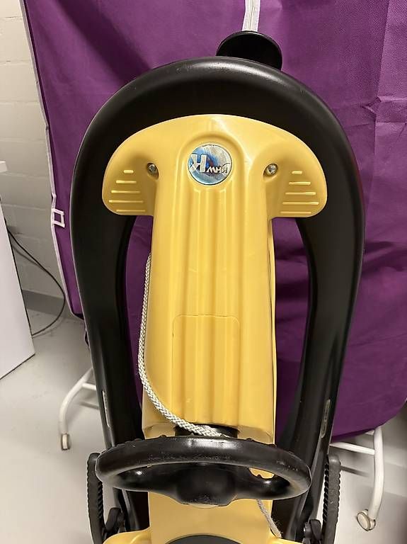 Slitta: KHW Schlitten mit Lenkrad – Usato da Pfäffikon ZH venduto da Violett777