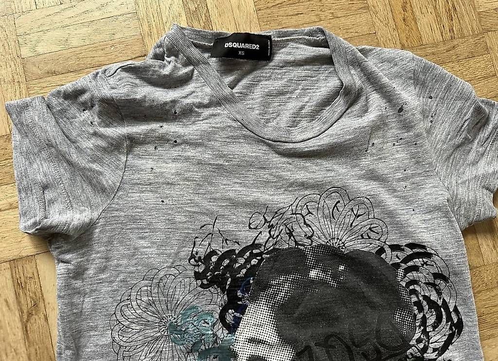 T-Shirts: Dsquared2 TShirt Damen Gr. XS – Gebraucht aus Stäfa von DearDarling 4