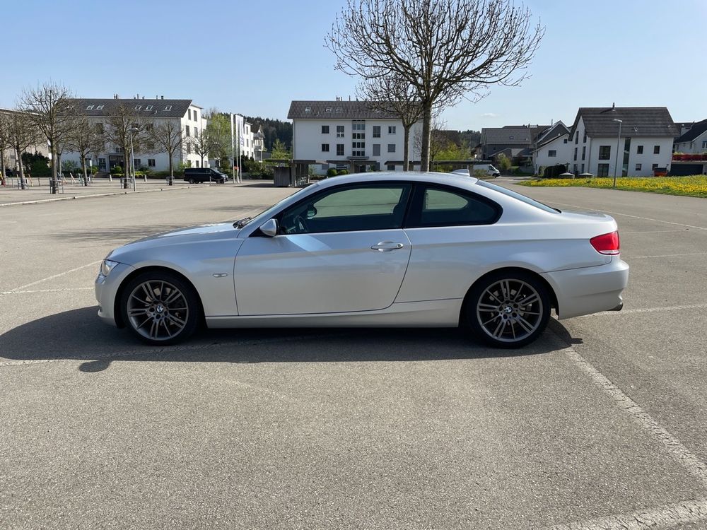 BMW E92 325I