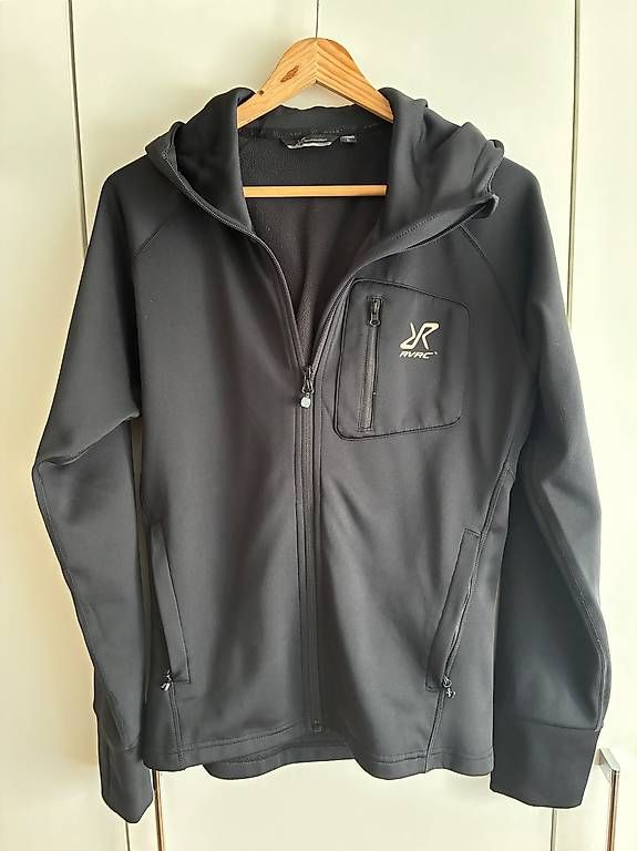 RevolutionRace Jacken: RVRC Fleecejacke – Gebraucht aus Münchwilen TG von mirechsteiner
