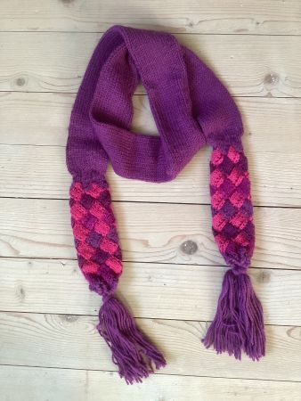 Handgestrickter Schal Wolle: mauve-framboise