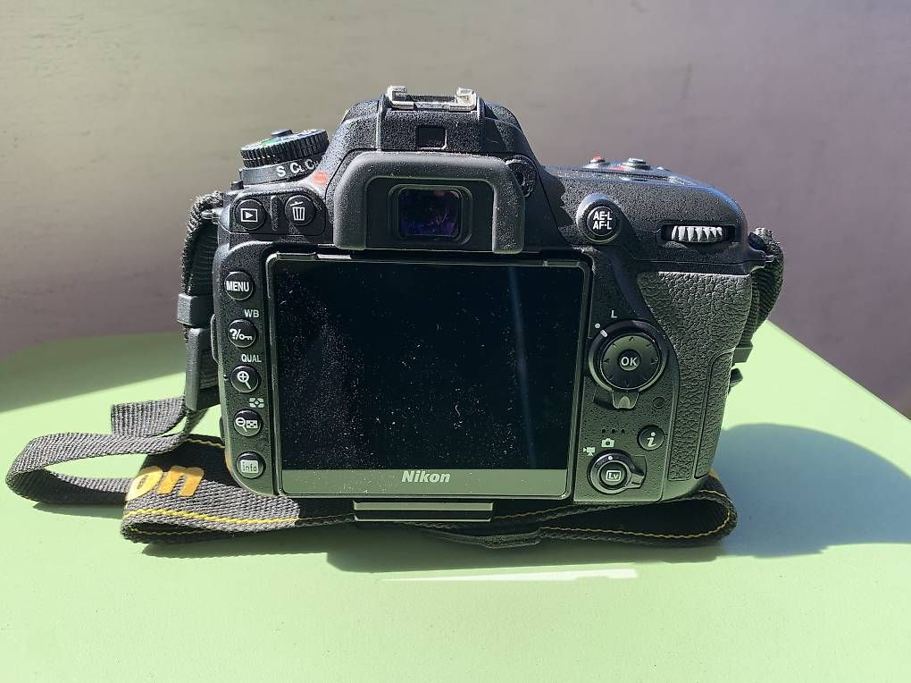Fotocamera: Nikon D7500 mit 16-80mm – Usato da Unterseen venduto da Wasserlaus 2