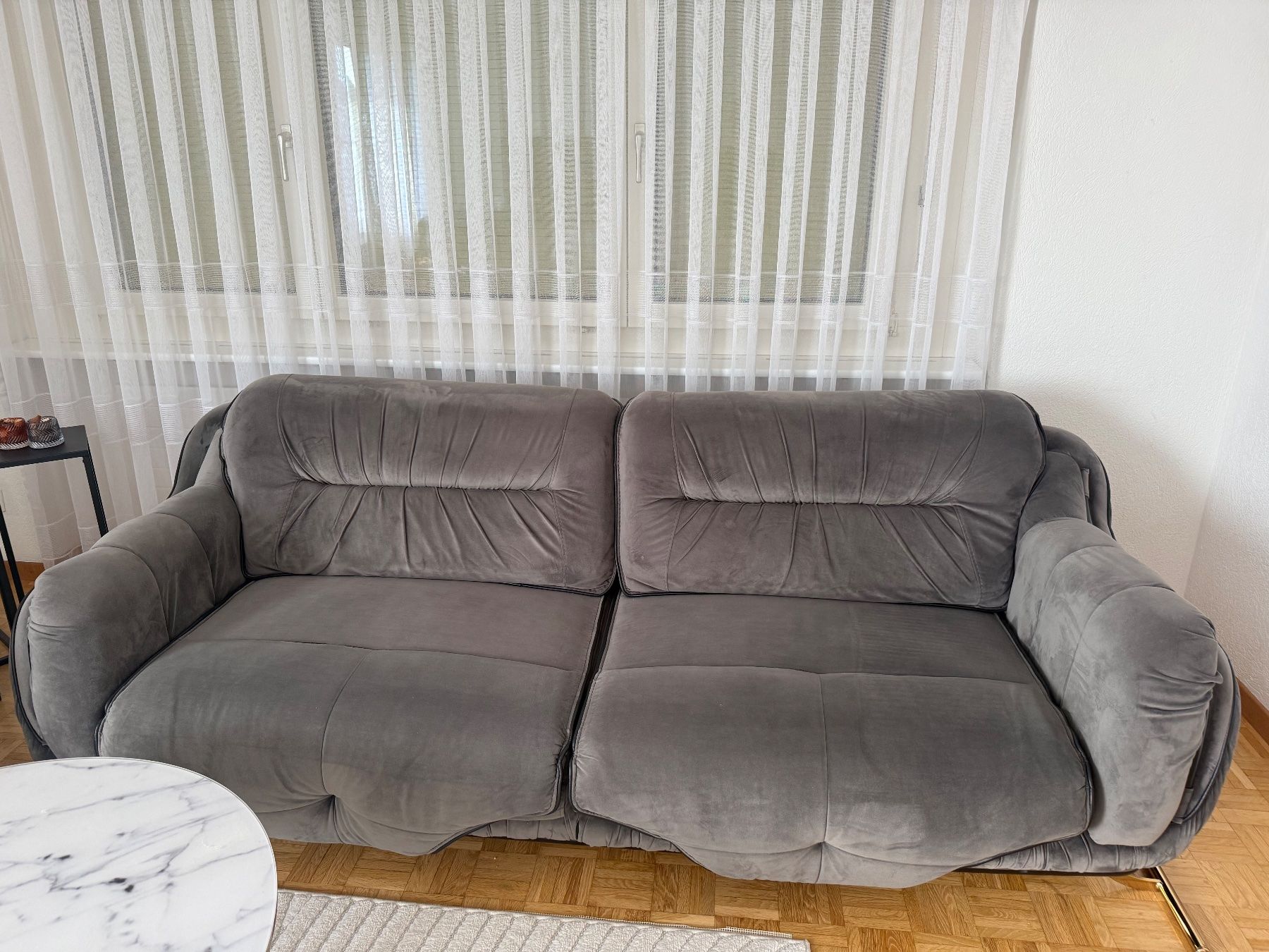 Sofas: 2x Sofa grau 3-Sitzer gebraucht – D'occasion à Sulgen par alberaa12