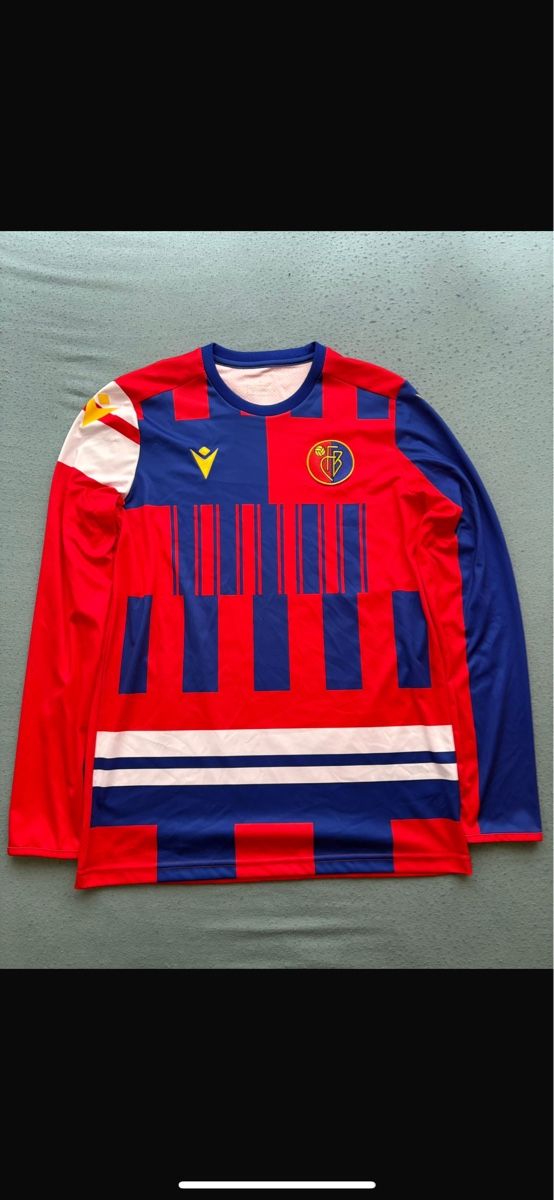FC Basel Canottiere & Pantaloni: FC Basel Einlauftrikot – Nuovo (secondo la descrizione) da Rheinfelden venduto da ame_5n7y
