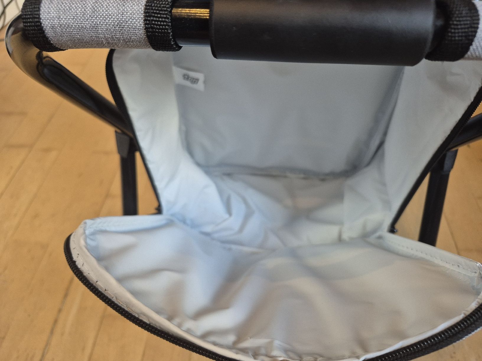 Sgabelli: 2 Campinghocker Rucksäcke mit Kühltaschen – Nuovo (secondo la descrizione) da Buchs AG venduto da Gian_1902 4