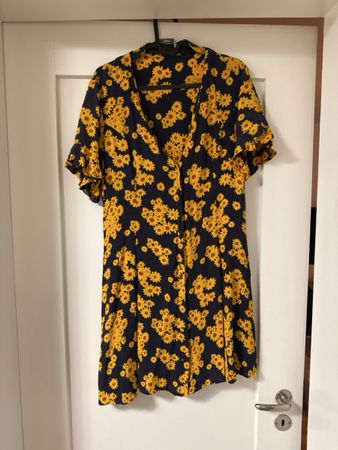 Kleid Only schwarz gelb Blumenmuster Grösse 42 gebraucht