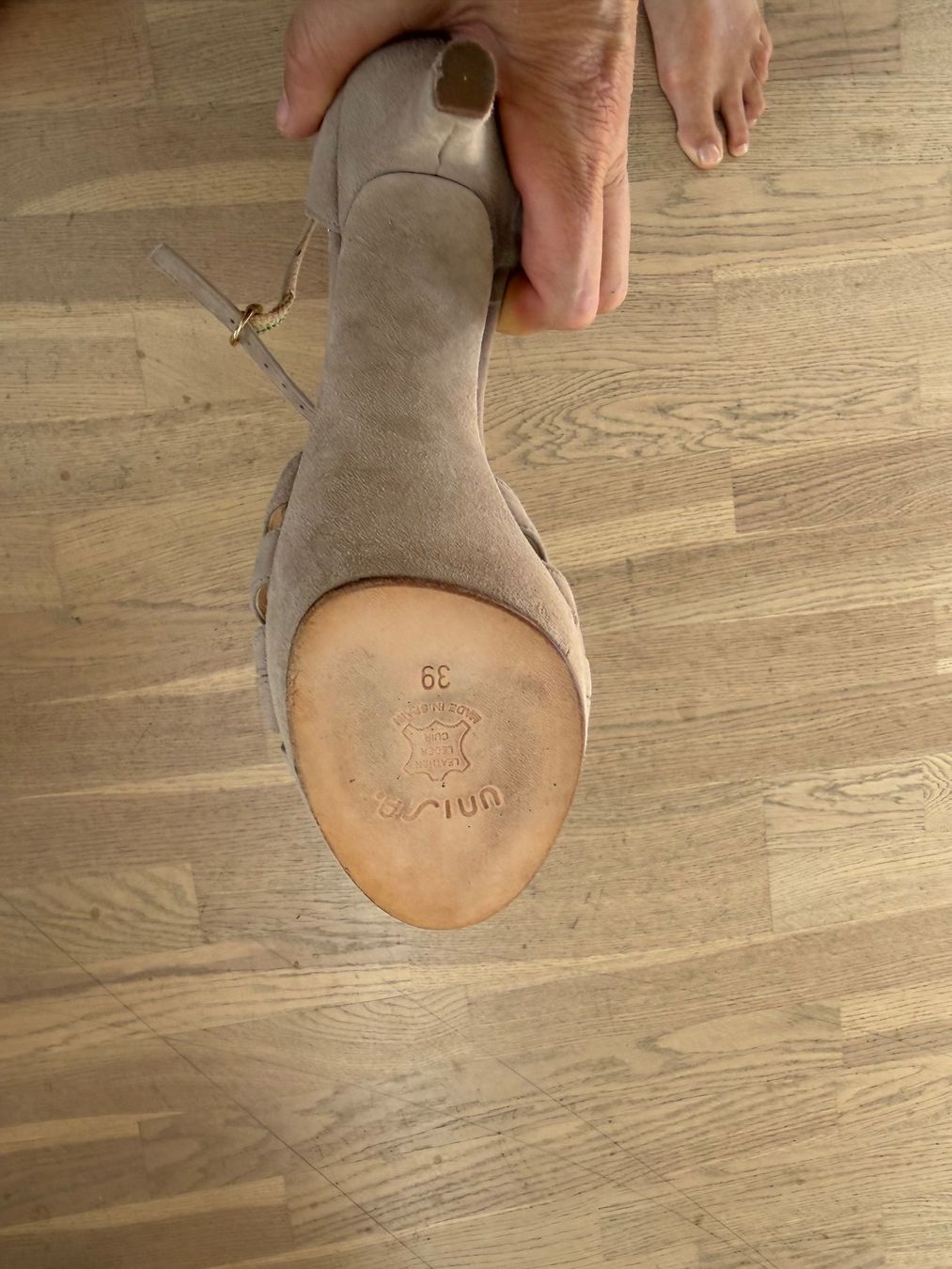 Unisa Chaussures femmes: Sandalette – D'occasion à Horgen par ker_fz9z 3