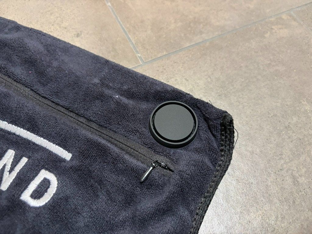 Teli da bagno: Gym Tuch mit Tasche und Magnet – Nuovo e nell'imballaggio originale da Winterthur venduto da AlienStore 1