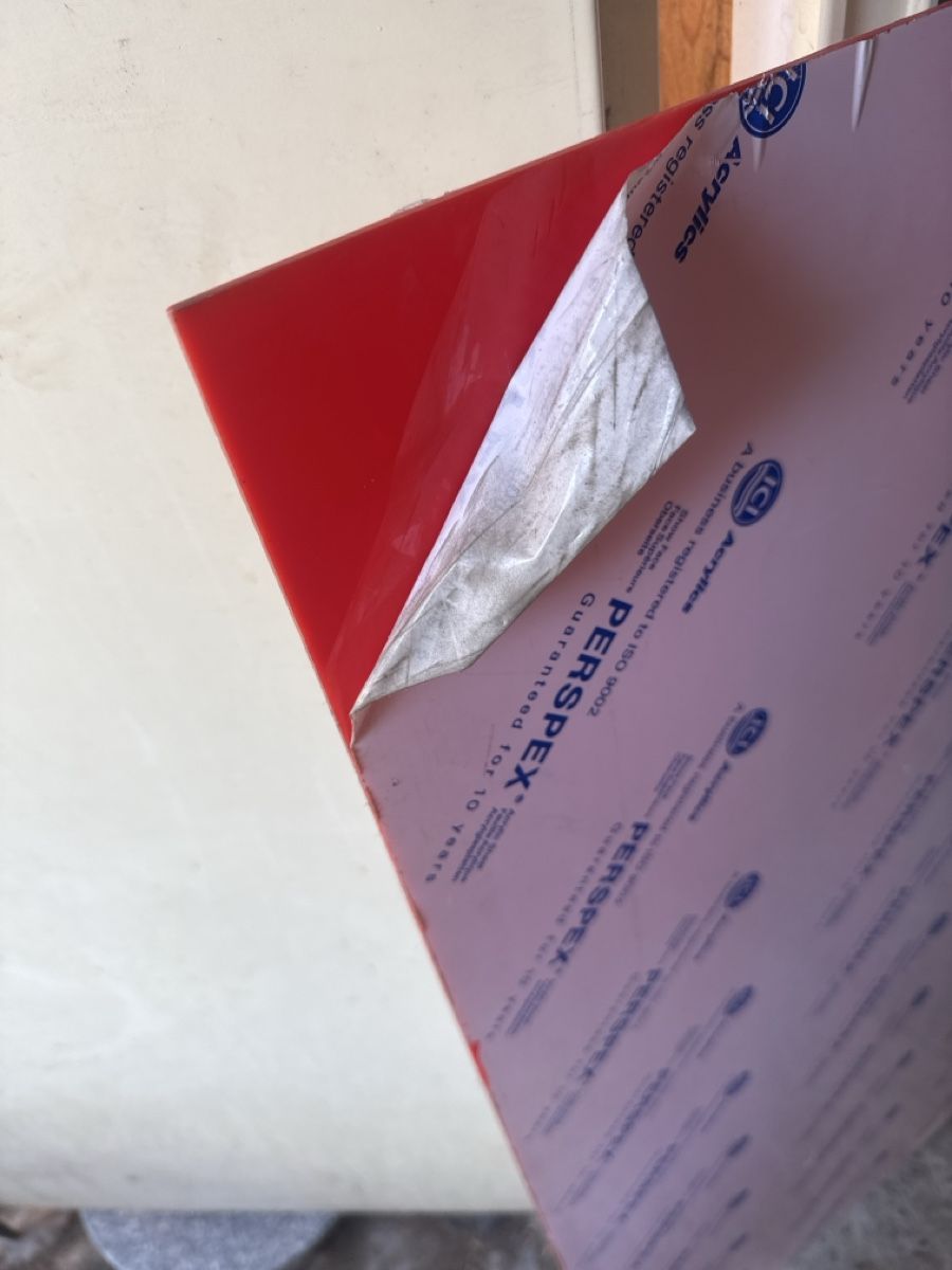 Piatti di portata: Acrylglas Platte Perspex rot – Usato da Langnau i. E. venduto da Acrjl 1